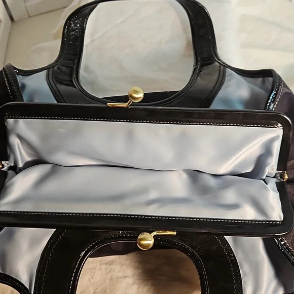 Coach Signature Fabric & Black Patent Purse - Picture 5 of 7